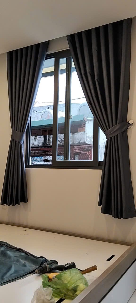 Rèm cửa chống nắng 90-95% . màu xám đậm